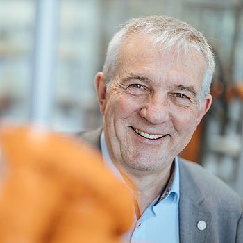 Dr. Joachim Döhner